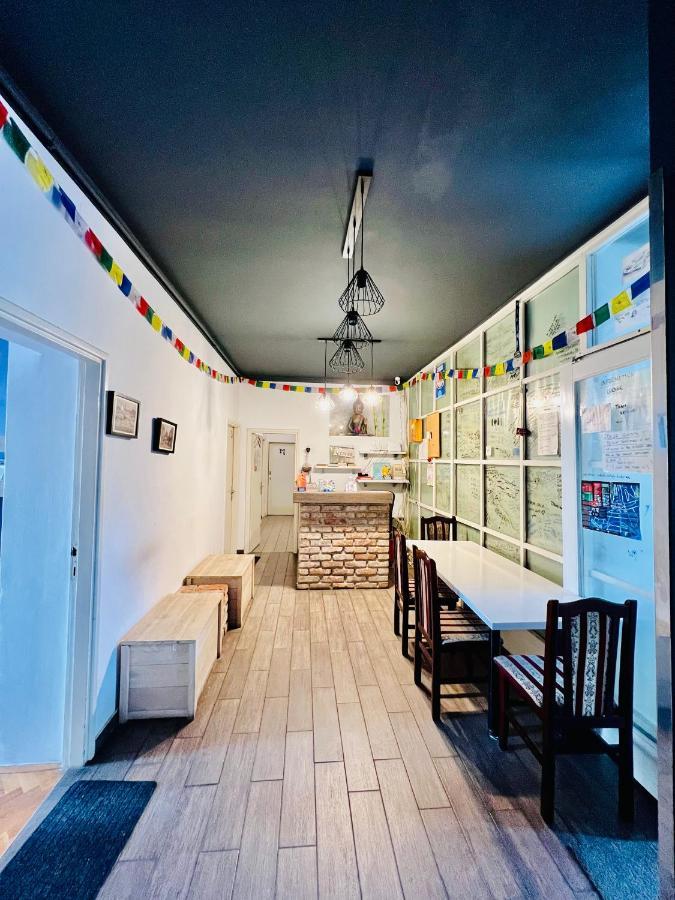 Bishnu Hostel Zagrzeb Zewnętrze zdjęcie