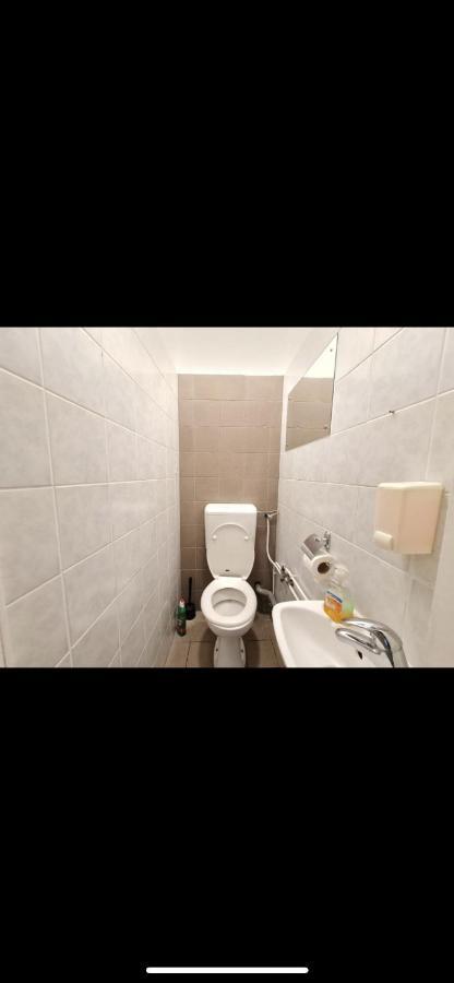 Bishnu Hostel Zagrzeb Zewnętrze zdjęcie