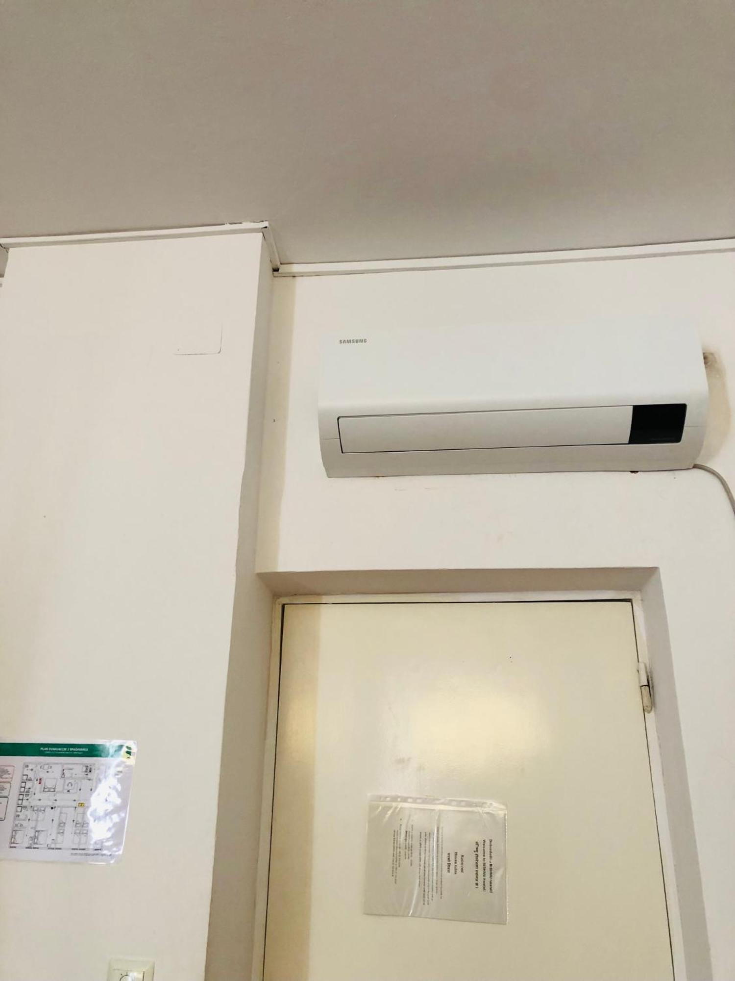 Bishnu Hostel Zagrzeb Zewnętrze zdjęcie